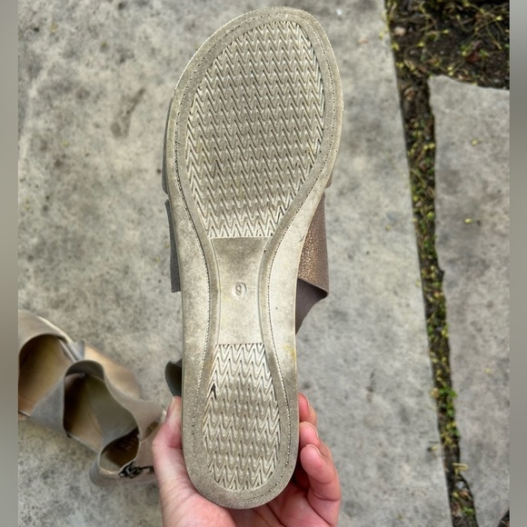 Eileen Fisher Sport Metallic Suede Sneaker Sandal, size 9 - Picture 8 of 14